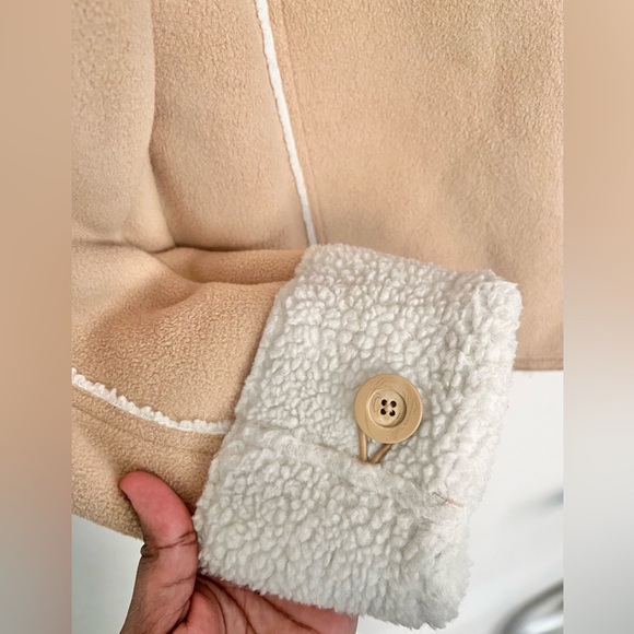 Old Navy Sherpa Lined Fleece Coat Full Zip button down women’s size large - Picture 4 of 4